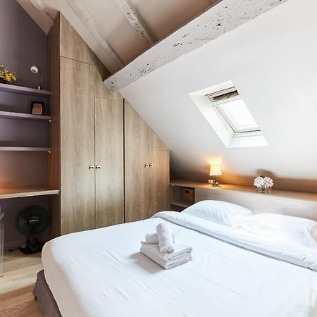 Place Des Vosges - 1Br With Balcony - Cityapartmentstay Paris Ngoại thất bức ảnh